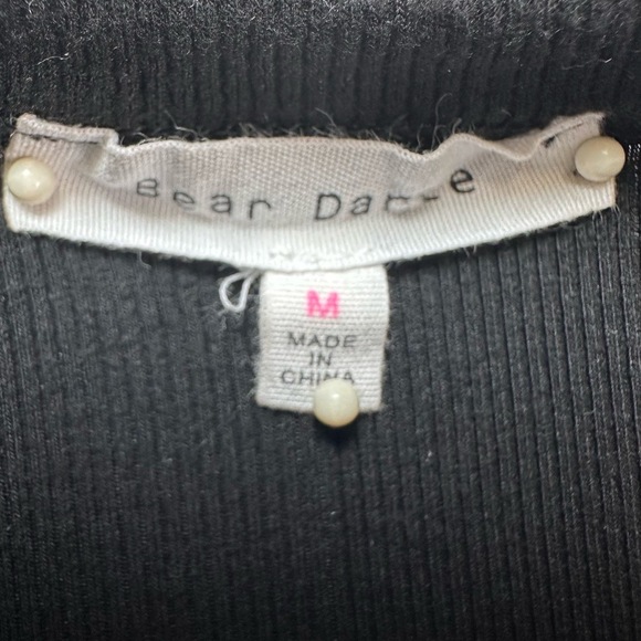 BEAR DANCE Womens Black Cherry Embroidered Ribbed Fabric Cropped Tank Top Medium - Picture 2 of 8